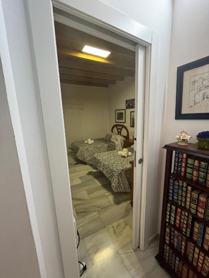 Apartamento Patio De Los Leones Granada Dış mekan fotoğraf